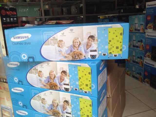 hộp tủ sấy quần áo sam sung