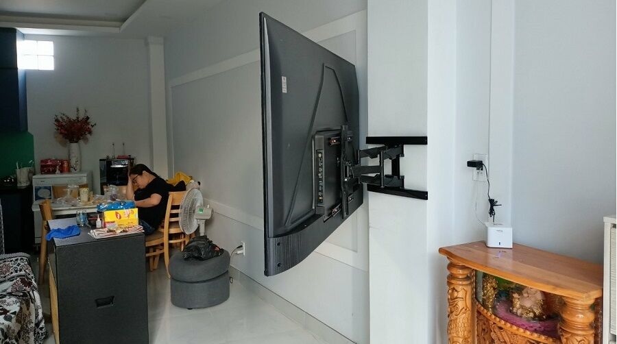 giá treo tv nhập khẩu 40″- 80″ inch