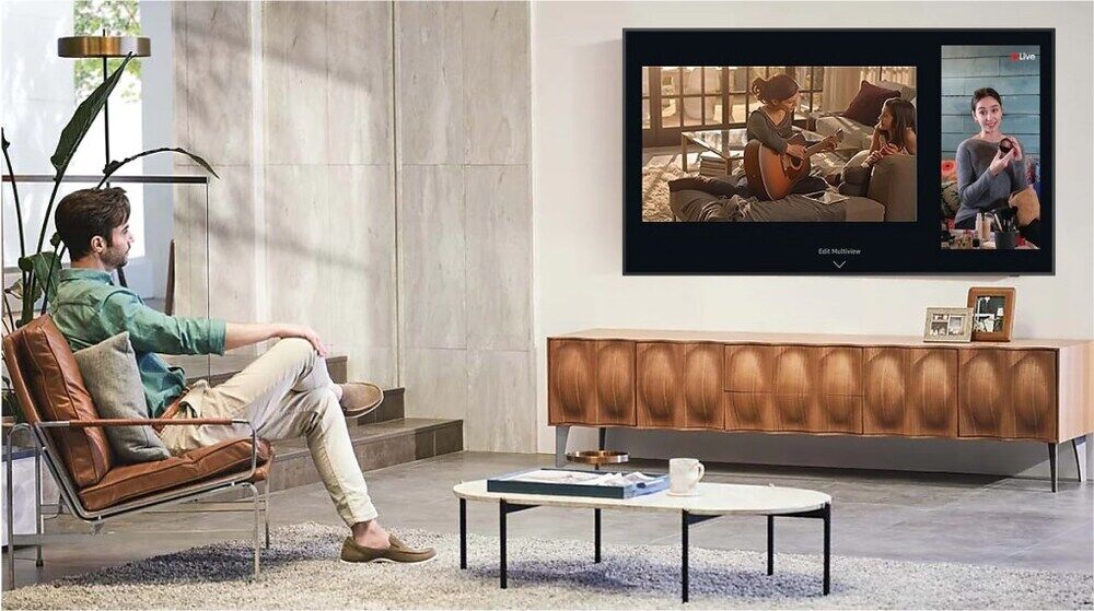 Tivi QLED Samsung 4K 65 inch QA65Q65D - Tính năng Multi View smart tivi qled samsung 4k 65 inch qa65q65d