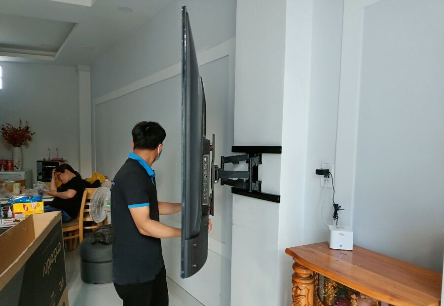 giá treo tivi nb-p66 45 – 75 inch – xoay góc đa năng nhập khẩu